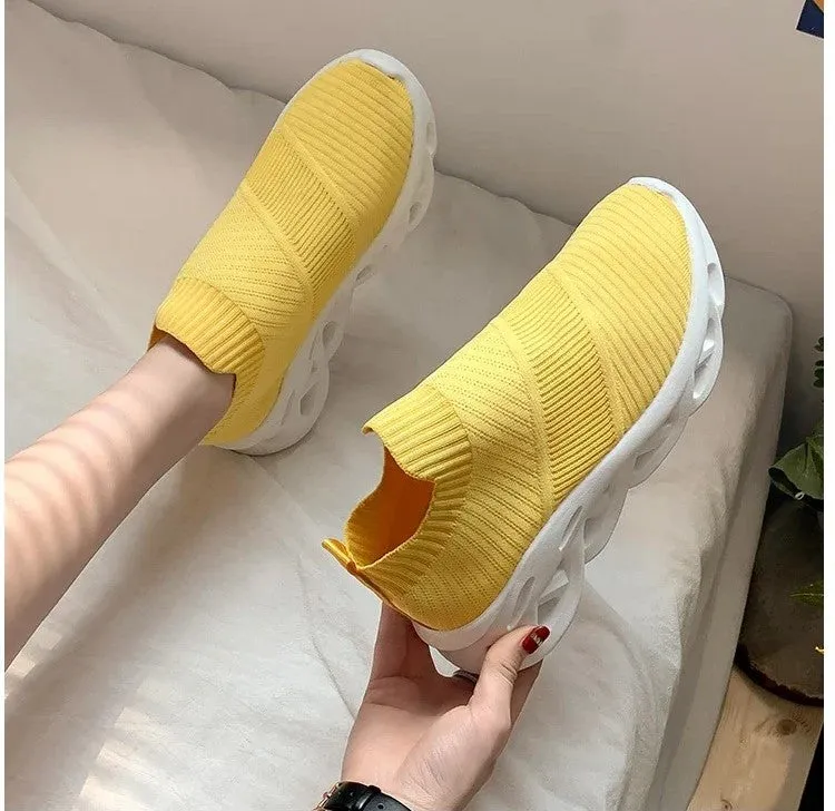 Fashionable Slip-On Running Shoes for Women