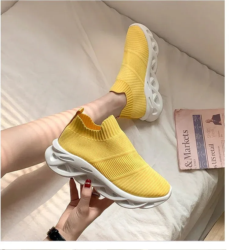 Fashionable Slip-On Running Shoes for Women