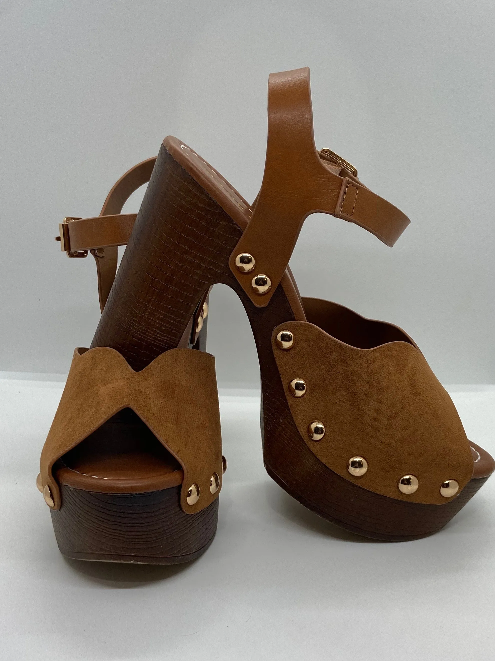 Open Toe Platform Clogs