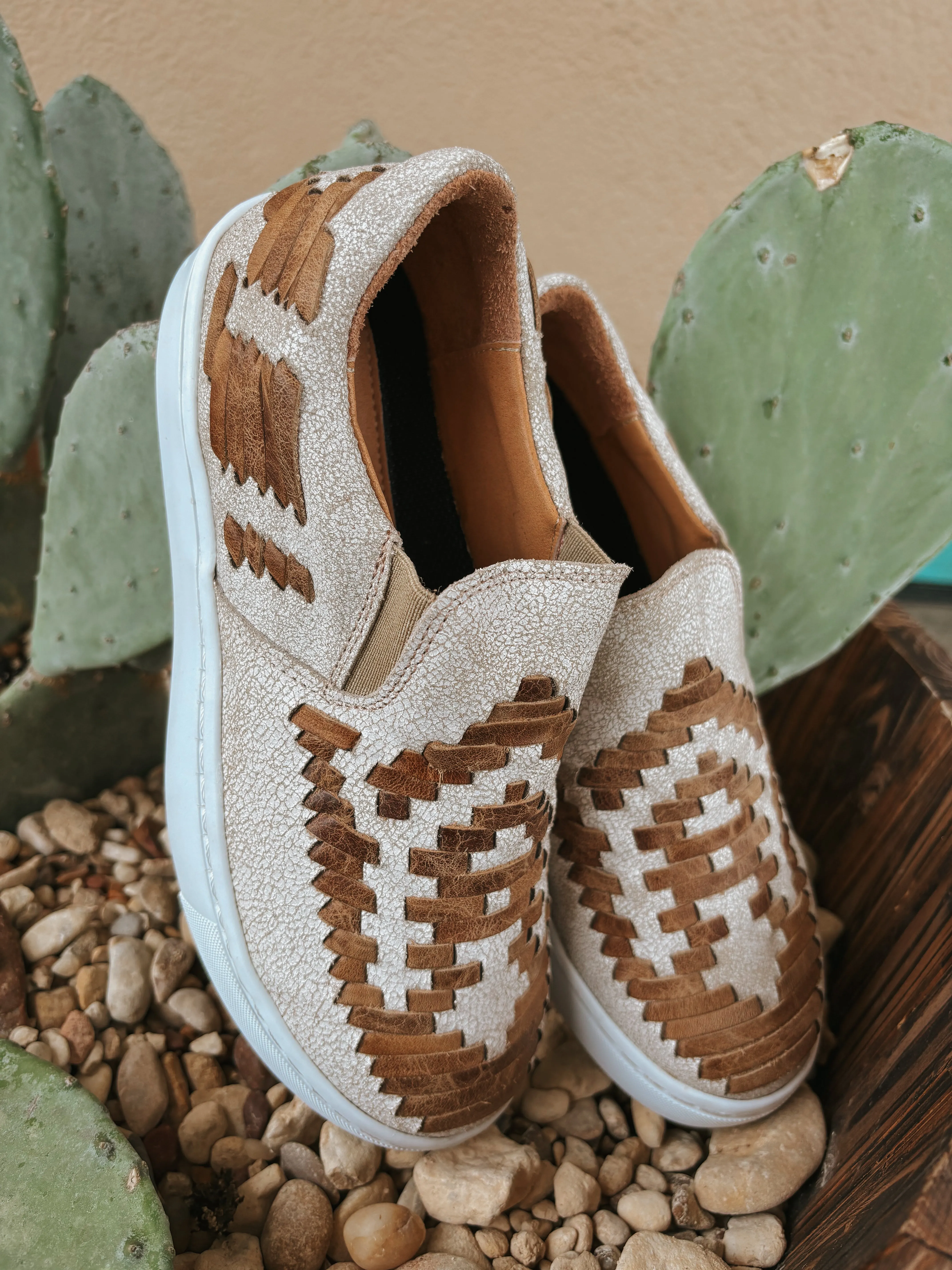 The Dakota Western Sneakers